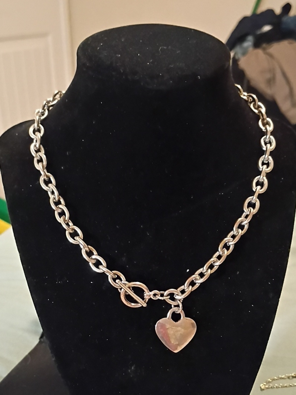 Silver Heart Toggle Chain Necklace - Women Jewelry